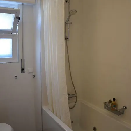 House Al Apartment *