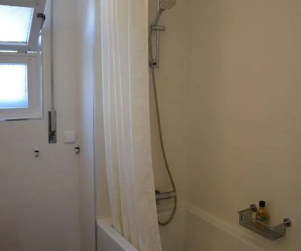 House Al Apartment *